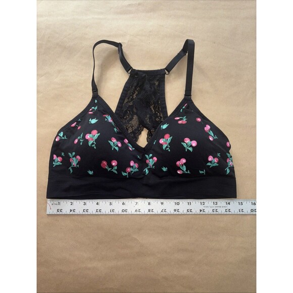Torrid Curves Cherries Seamless Flirt Racerback Bralette Sz 1 Cherrycore Fruit - Picture 1 of 6